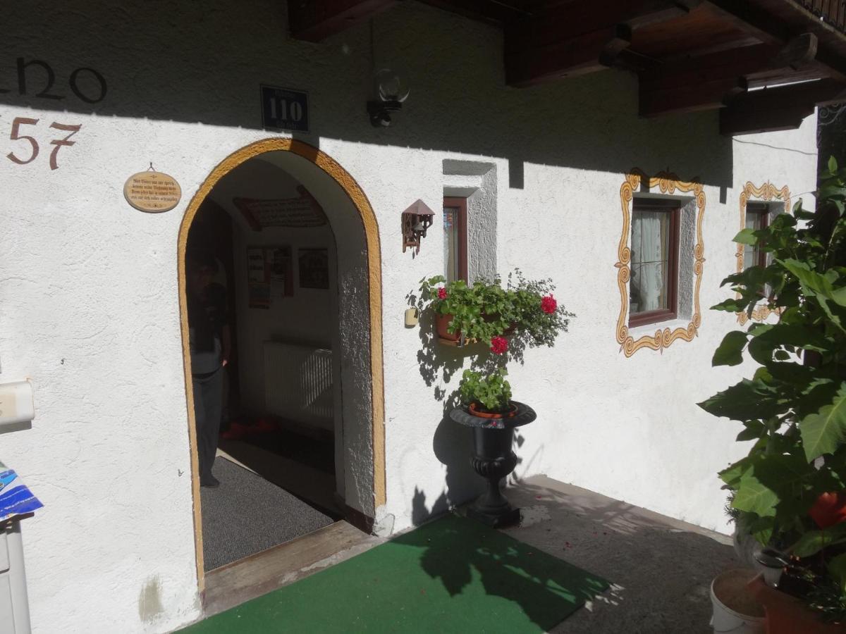 Haus Fiegl Hotel Oetz Bagian luar foto
