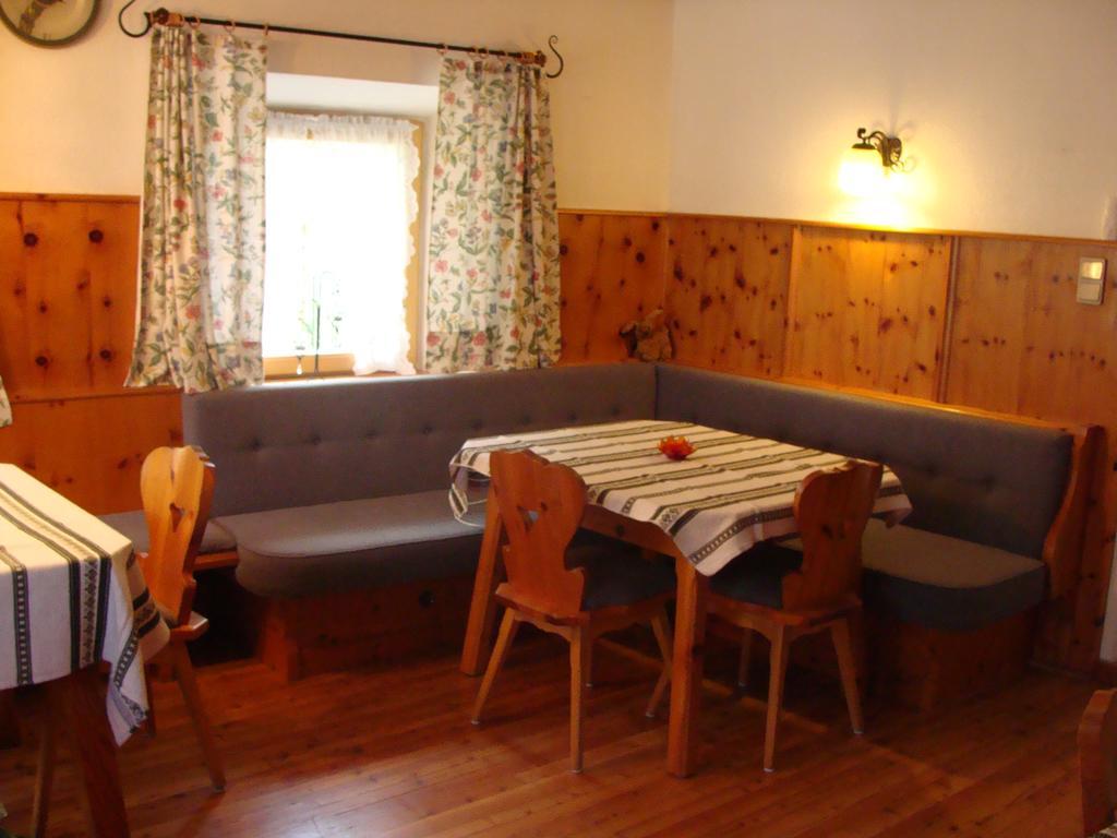 Haus Fiegl Hotel Oetz Bagian luar foto