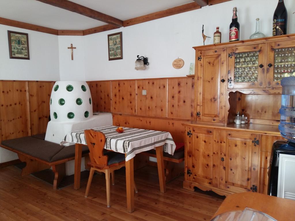 Haus Fiegl Hotel Oetz Bagian luar foto